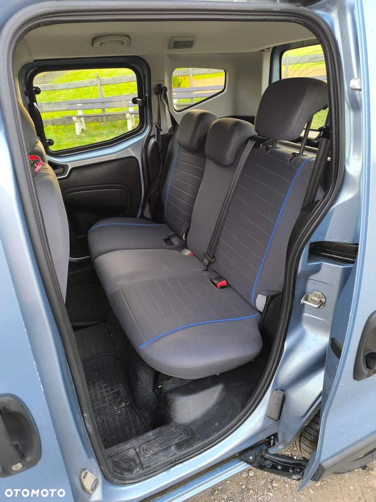 Fiat Fiorino Kombi 1.4 8V Elegant - 10