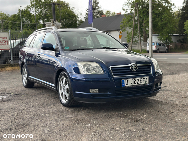 Toyota Avensis 2.0 VVT-i Combi Executive