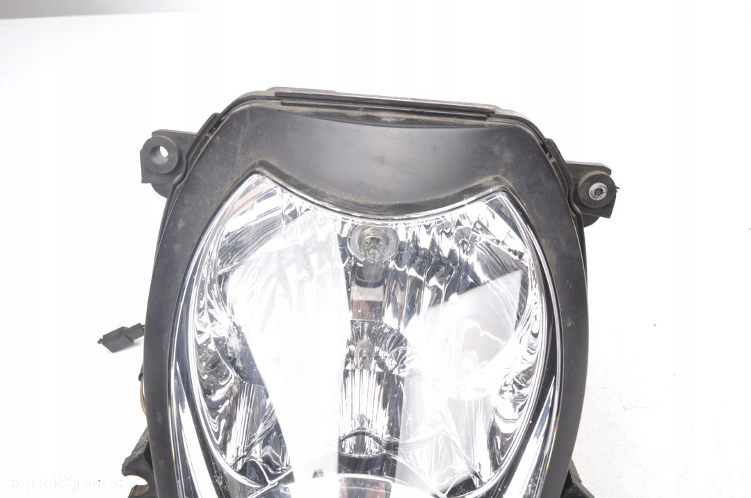 SUZUKI GSX-R LAMPA PRZÓD PRZEDNIA - 10