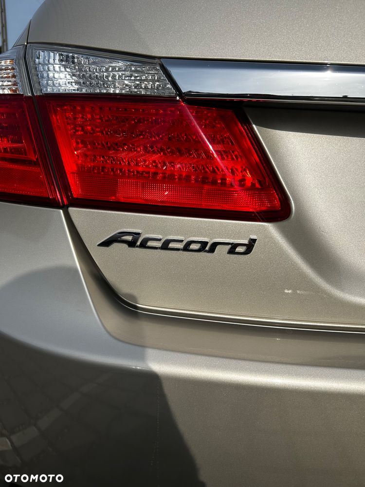 Honda Accord 2.4 LX - 22