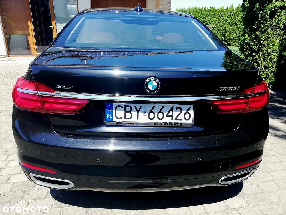BMW Seria 7 750Li xDrive - 4