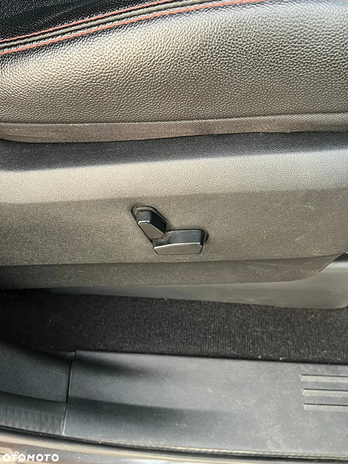 Dodge Grand Caravan - 24
