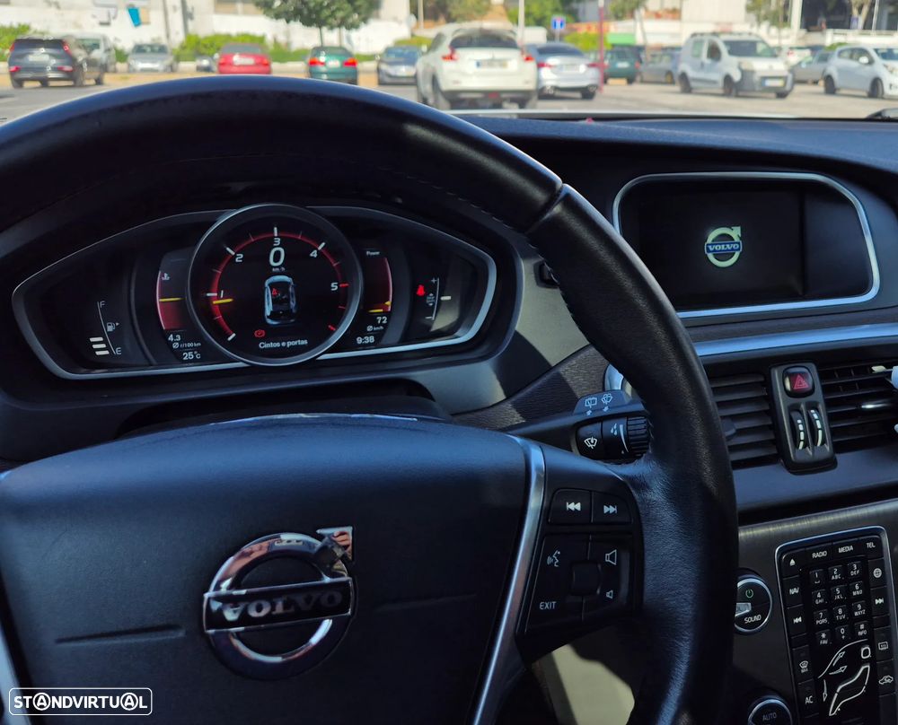 Volvo V40 D2 RDesign - 13