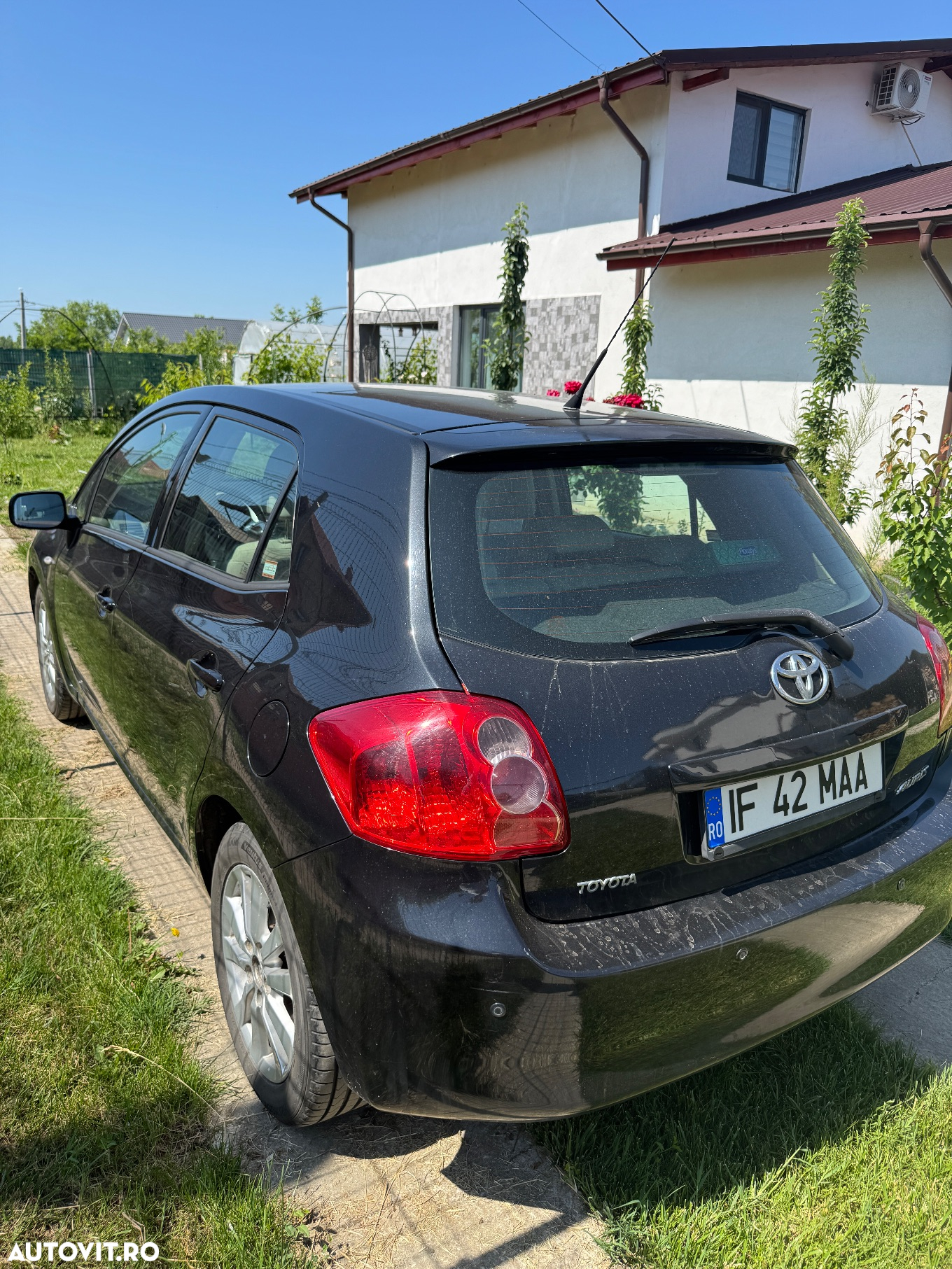Toyota Auris 1.6 Luna Plus - 3