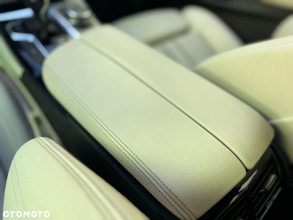 BMW Seria 5 520d xDrive M Sport sport - 29