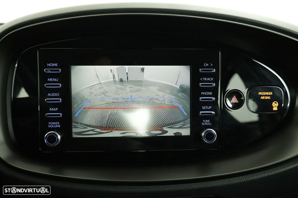 Toyota Aygo 1.0 X-Play - 10