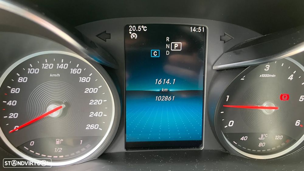 Mercedes-Benz C 220 d AMG Line - 38