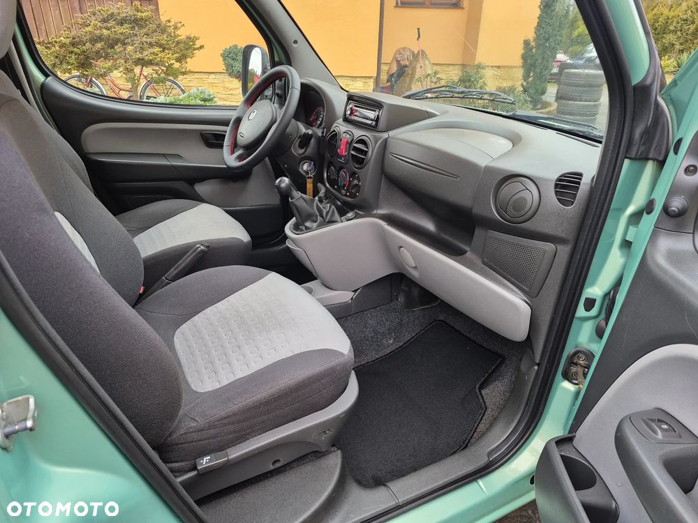 Fiat Doblo 1.3 JTD Family Premius - 10