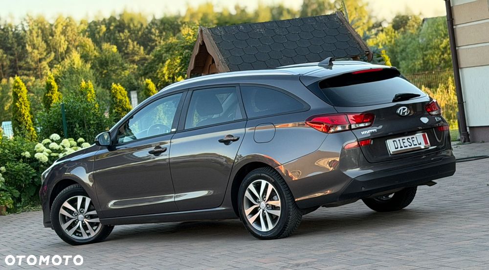 Hyundai i30 1.6 D Comfort - 19