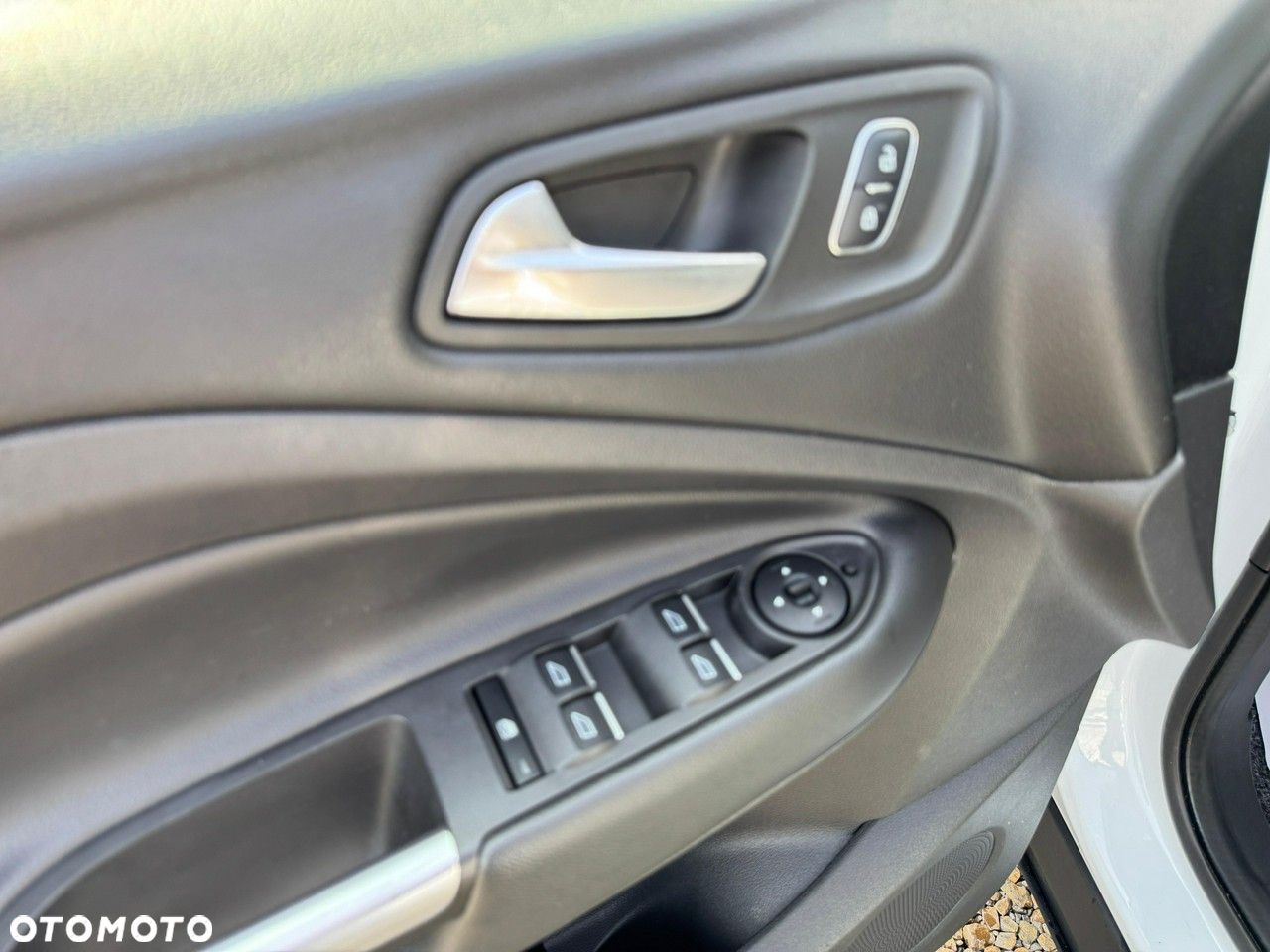 Ford Kuga - 23