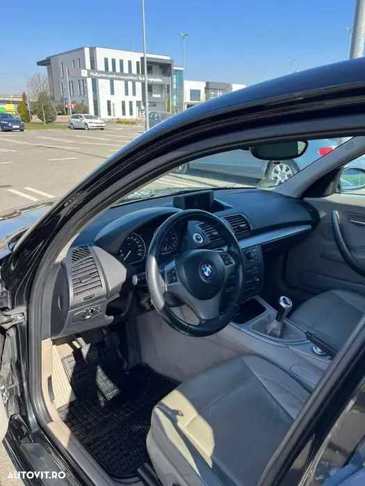 BMW Seria 1 118i - 2