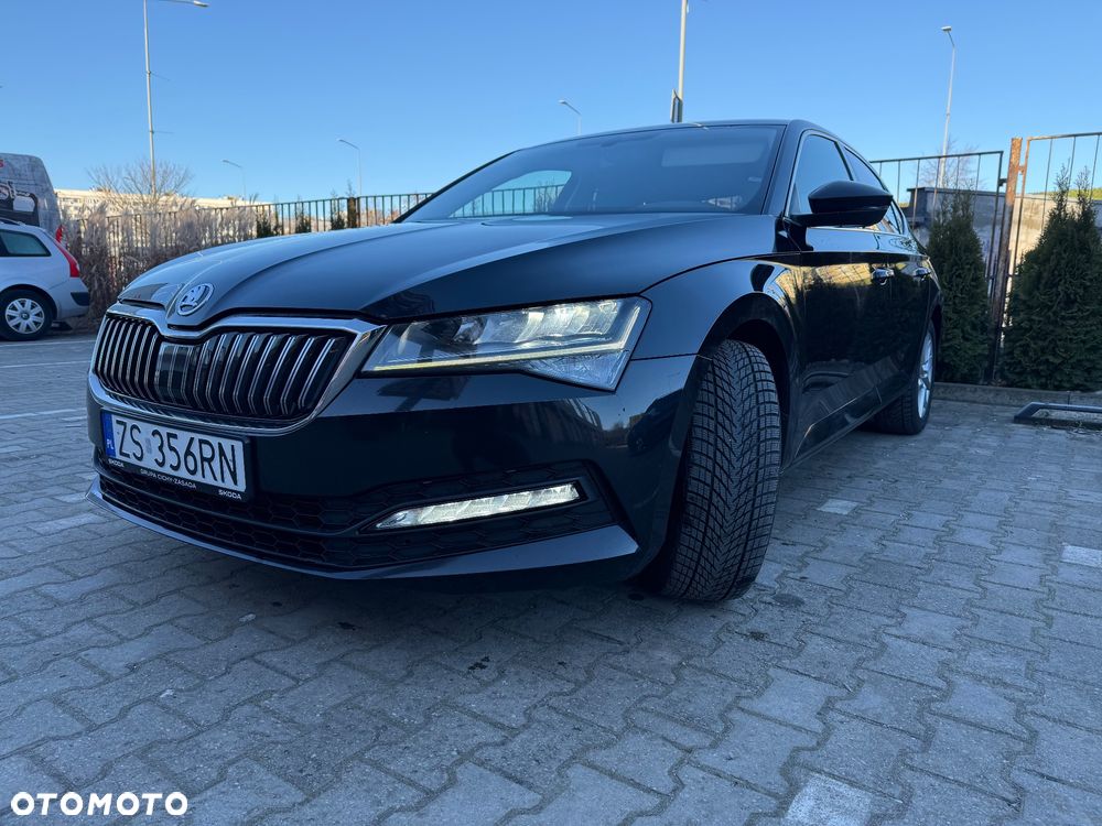 Skoda Superb 2.0 TDI SCR 4x4 Ambition DSG - 4