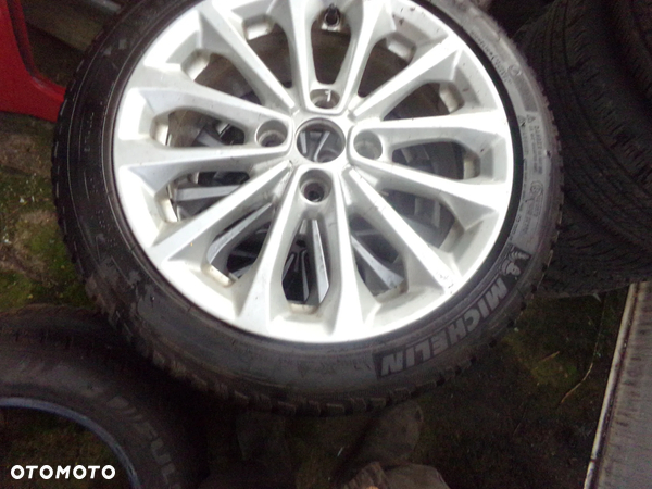 kola aluminiowe z oponami fiesta mk7 195/45/16