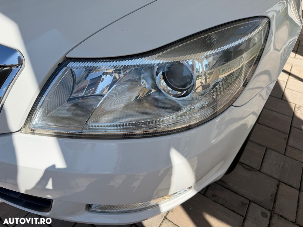 Skoda Octavia 1.6 TDI AMBITION - 33