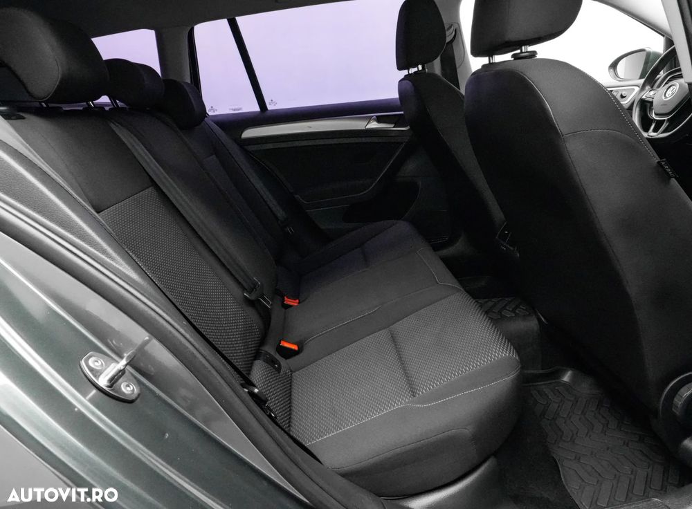 Volkswagen Golf 1.6 TDI BMT Comfortline - 17