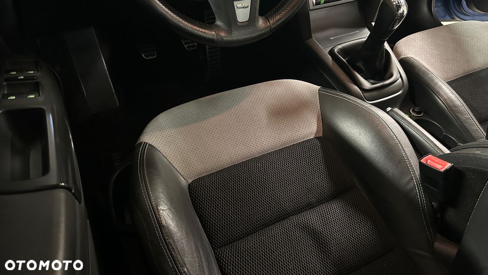 Skoda Octavia 2.0 TDI DPF RS - 37