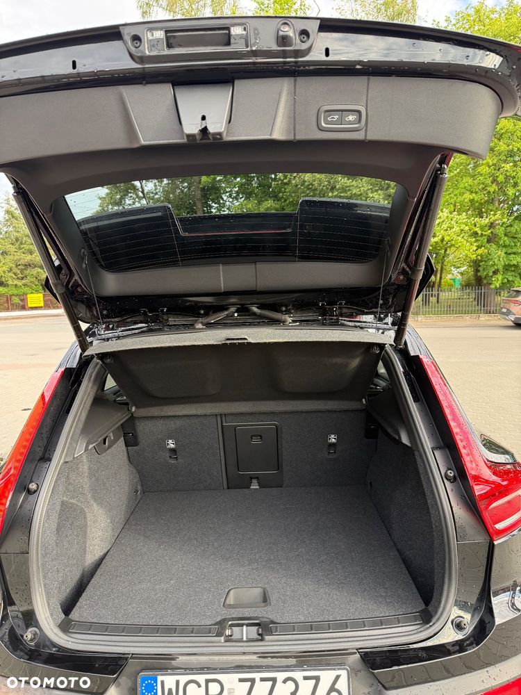 Volvo XC 40 B5 AWD Ultimate Bright - 12