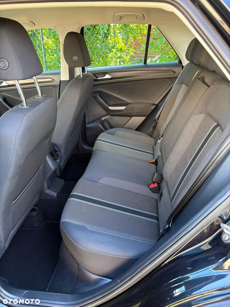 Volkswagen T-Roc 1.6 TDI SCR - 12