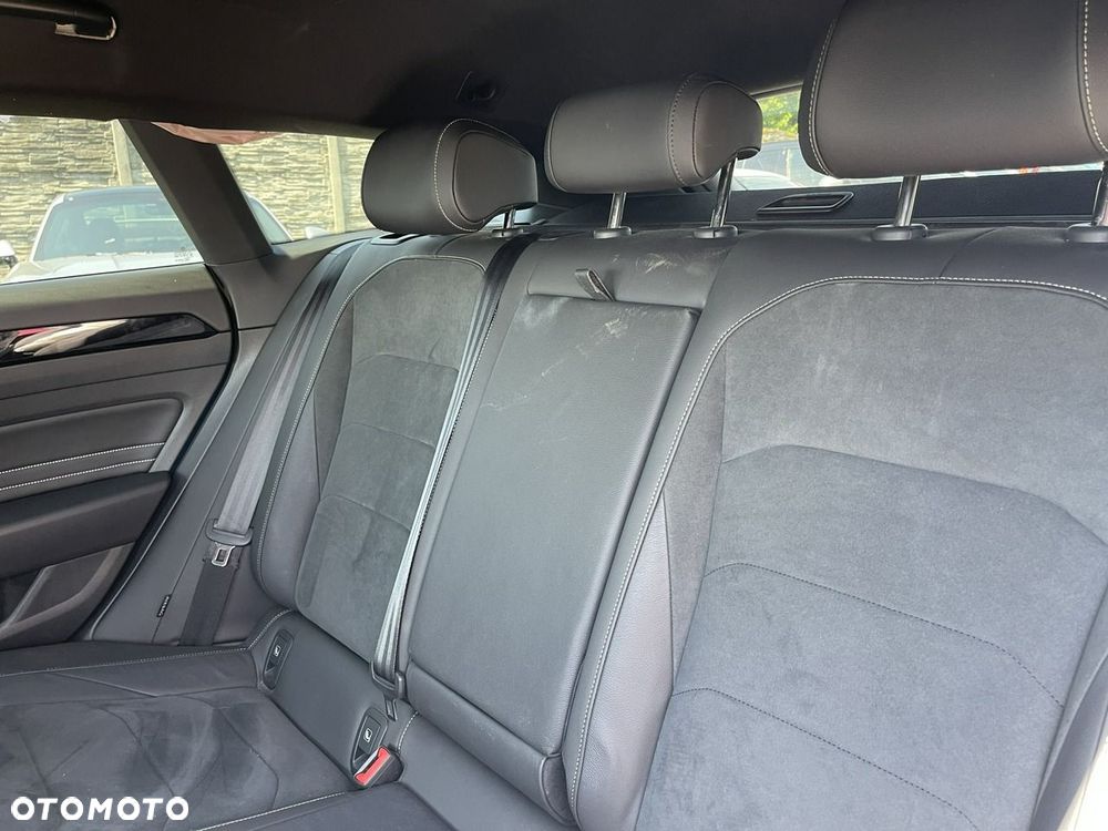 Volkswagen Arteon 2.0 TDI SCR 4Motion DSG R-Line - 12