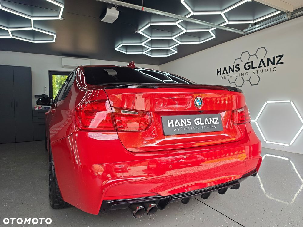 BMW Seria 3 328i Touring Sport Line - 2