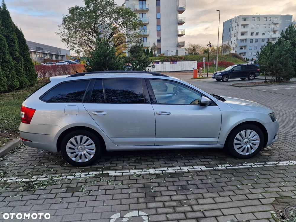 Skoda Octavia - 7