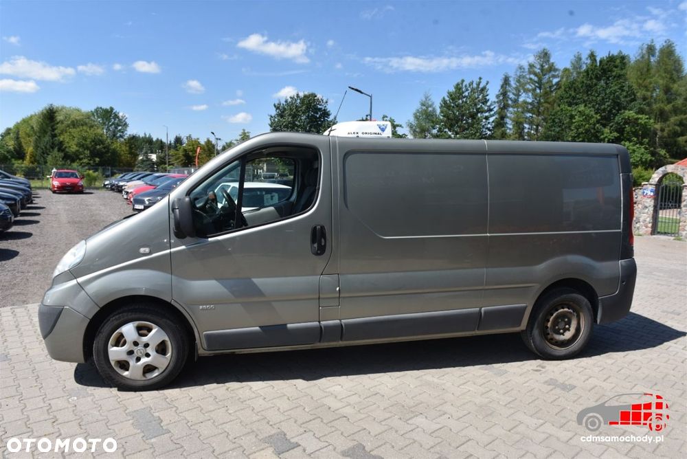 Opel Vivaro - 8