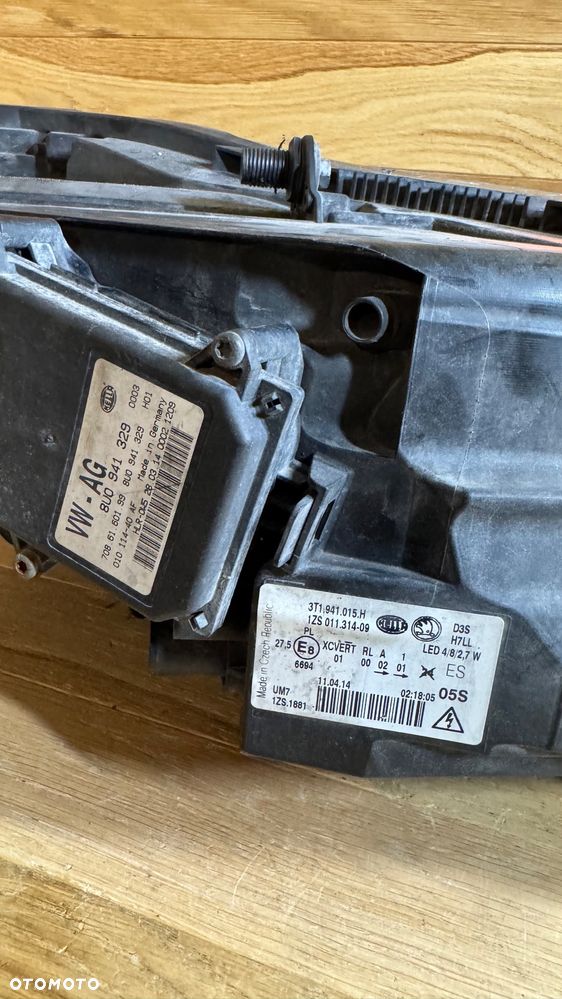 LAMPA LEWA SKODA SUPERB 3T1941015H - 8