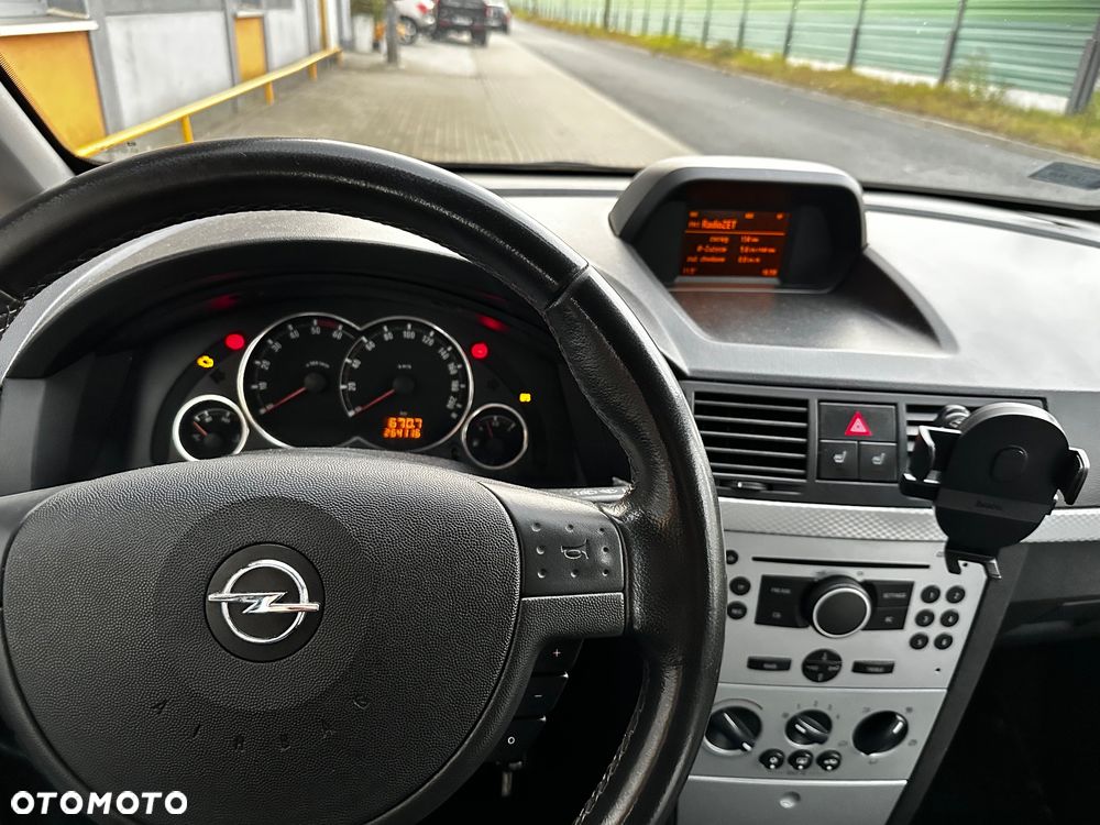 Opel Meriva - 12