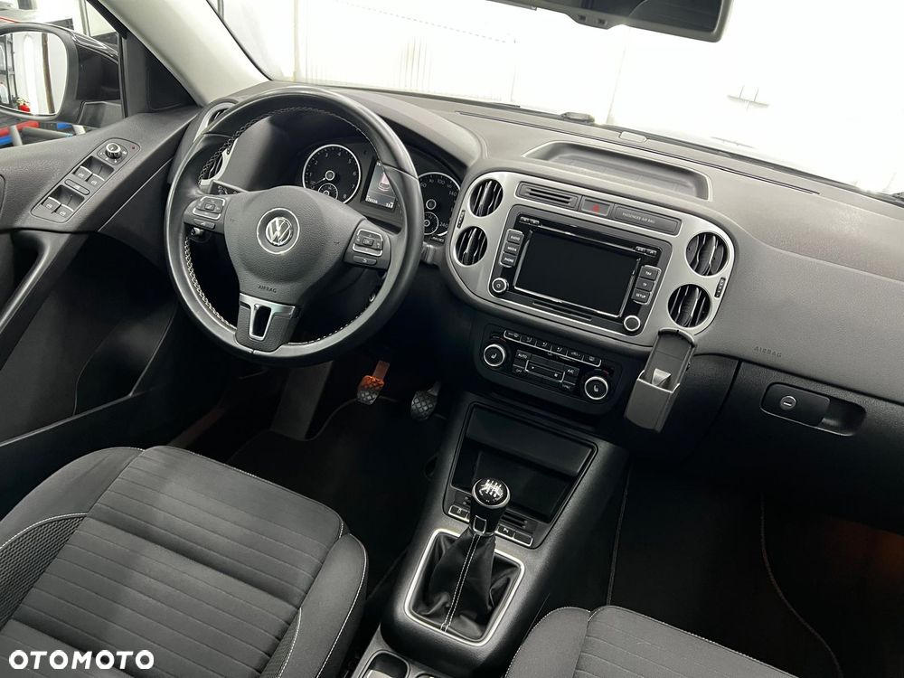 Volkswagen Tiguan - 26