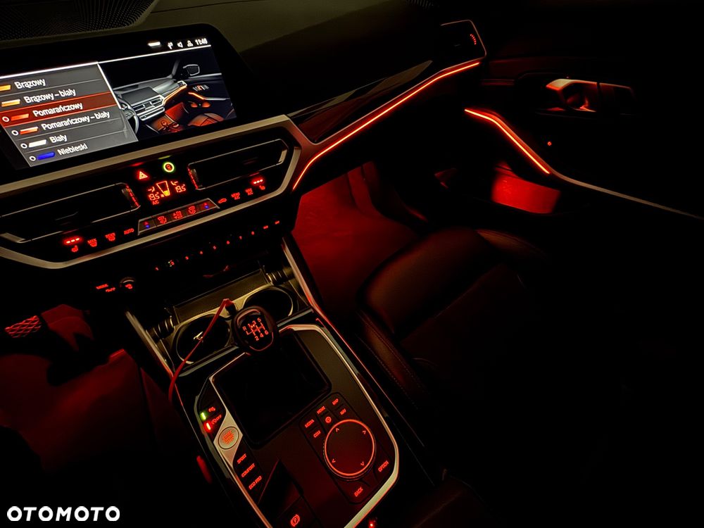 BMW Seria 3 320d Sport Line - 24