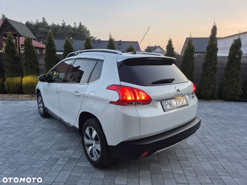 Peugeot 2008 PureTech 110 Stop&Start Business-Line - 6