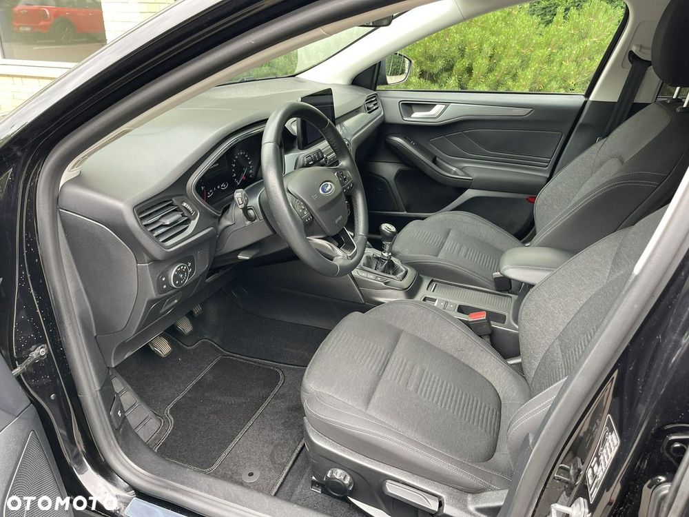 Ford Focus - 21