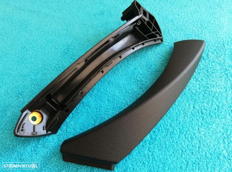 Puxador BMW Serie 3 E90 E91 - Trás Esquerdo Preto - 5