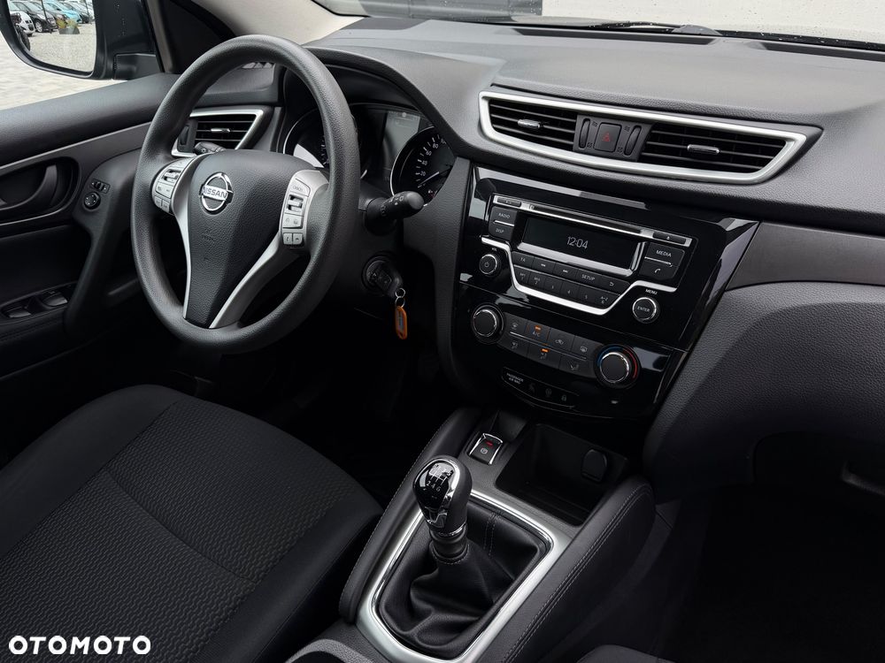Nissan Qashqai 1.2 DIG-T Visia EU6 - 28