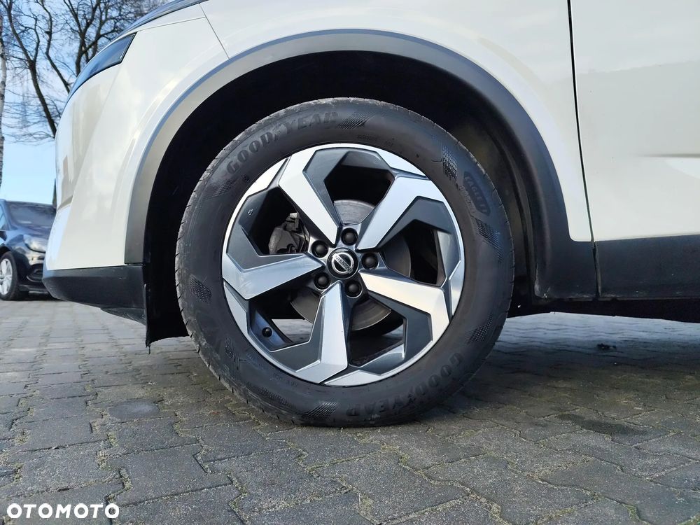 Nissan Qashqai 1.3 DIG-T N-CONNECTA - 19