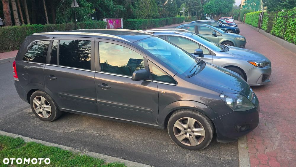 Opel Zafira 1.6 - 2