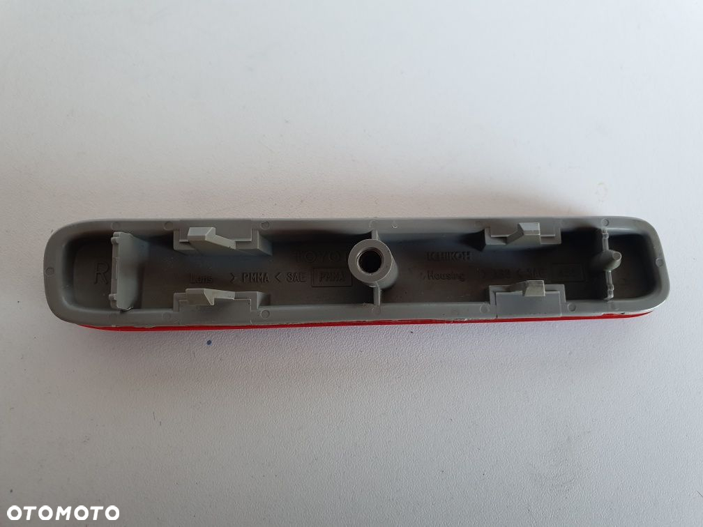 TOYOTA COROLLA VERSO II odblask zderzaka prawy 04-08 - 3