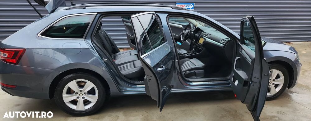 Skoda Superb Combi 1.6 TDI DSG Style - 16