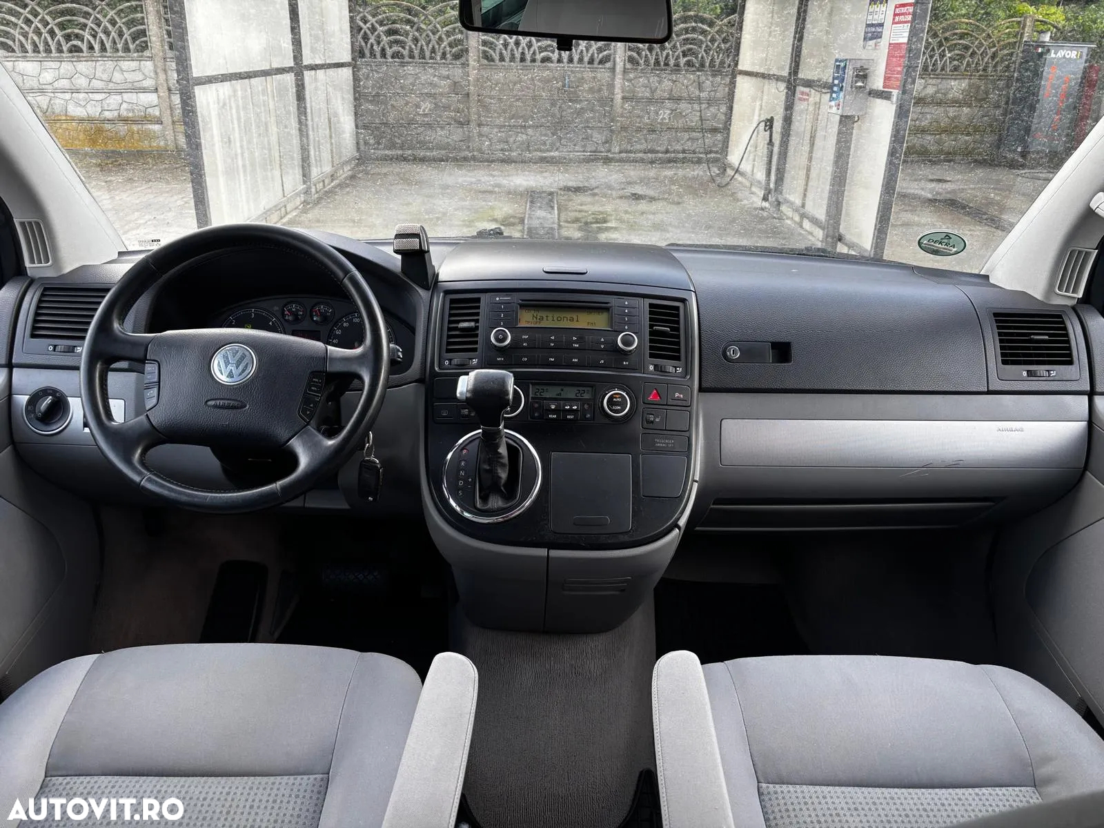 Volkswagen Multivan - 6