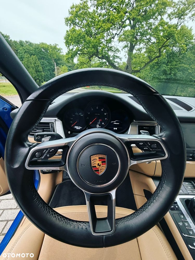 Porsche Macan Standard - 3