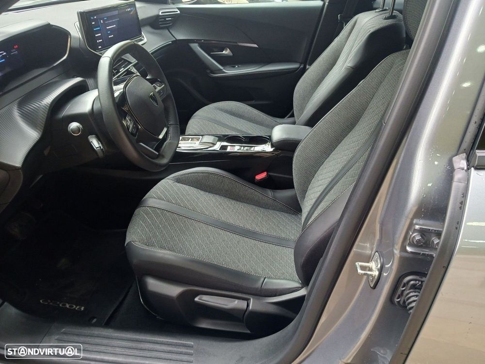 Peugeot e-2008 50 kWh Allure Pack - 29