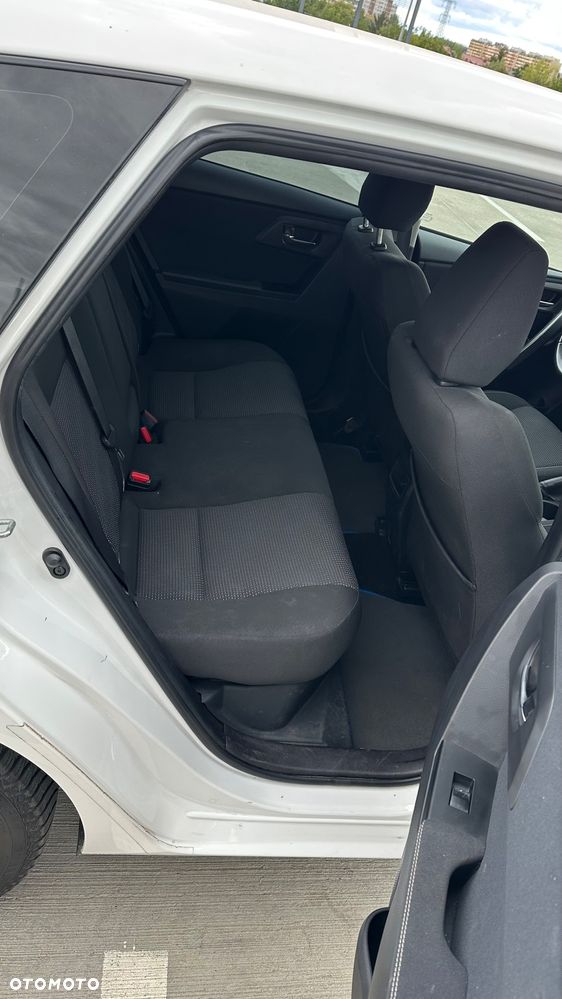 Toyota Auris - 9