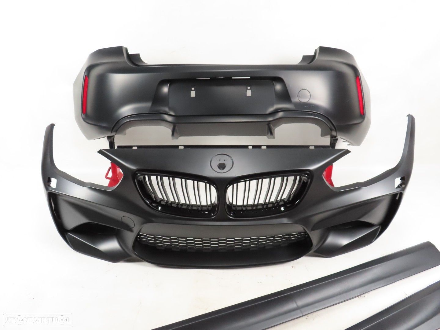 Kit M/ Pack M Look M2 - LCI Novo/ ABS BMW 1 (F20)/BMW 1 (F21) - 1