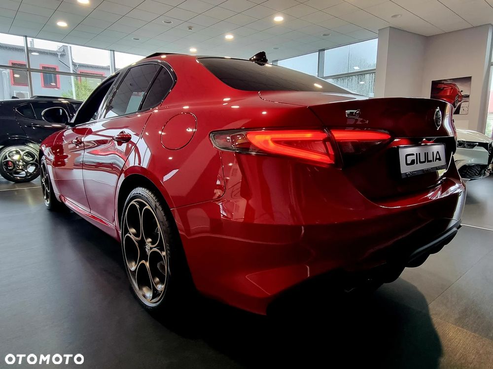 Alfa Romeo Giulia 2.0 Turbo Intensa Q4 - 5