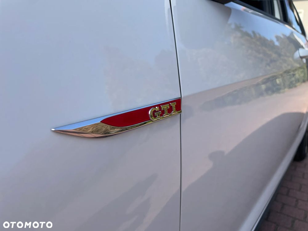 Volkswagen Golf GTI Performance BlueMotion Technology DSG - 25