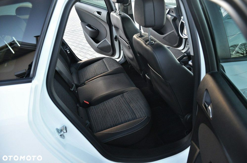 Opel Astra - 17