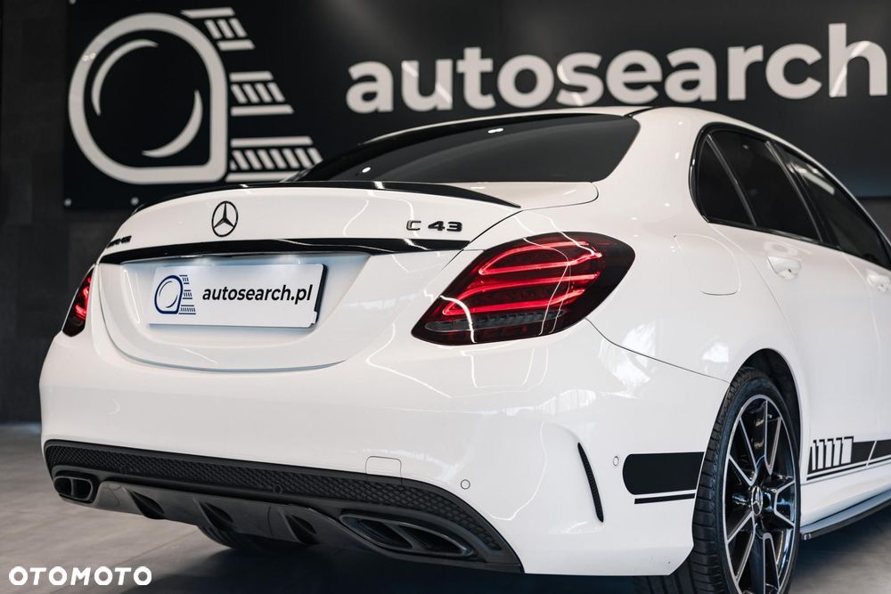 Mercedes-Benz Klasa C AMG 43 4-Matic - 39