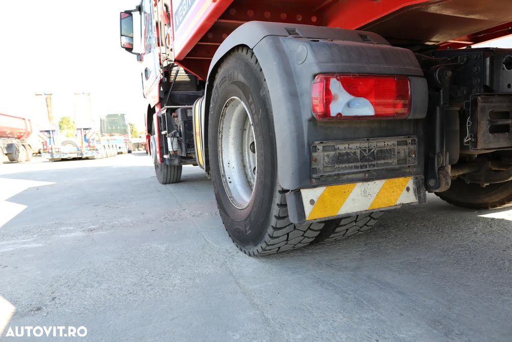 MAN TGX 18.500 4x2 LLS + Trailer Vega 3 axe lowbed - 17