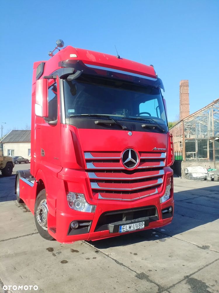 Mercedes-Benz ACTROS - 1