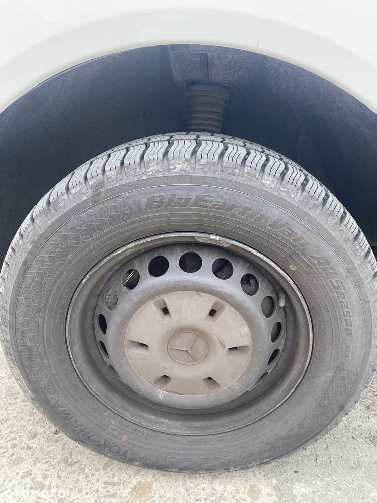 Mercedes-Benz Sprinter - 18